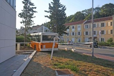 UKRADENI BUS - SREBRENO, 05.09.2019.BY ZT - (13).JPG